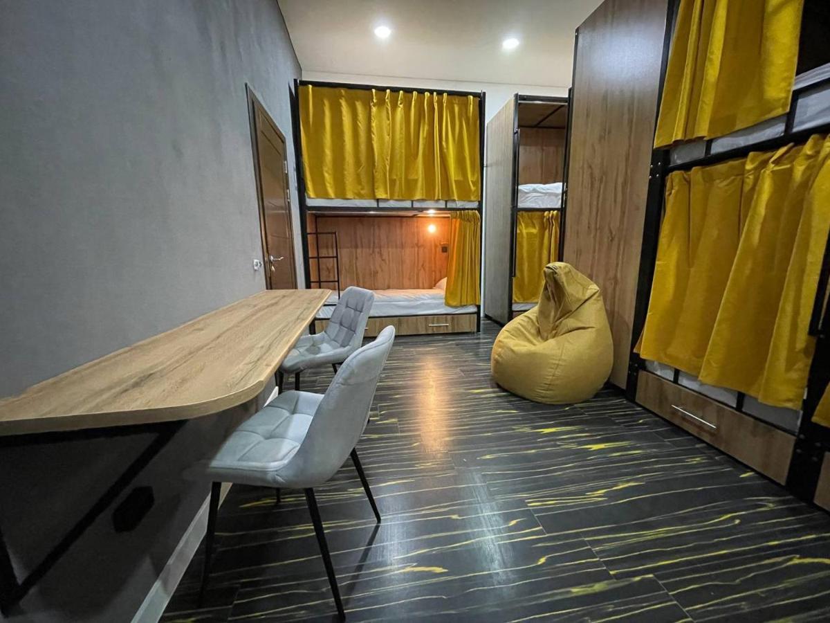 Flats Hostel Astana Ngoại thất bức ảnh